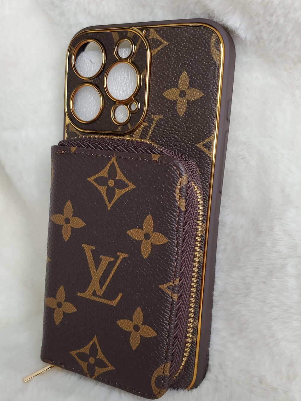 16 PRO MAX LV Brown Monogram Zip Card Phone Case with Gold Trim